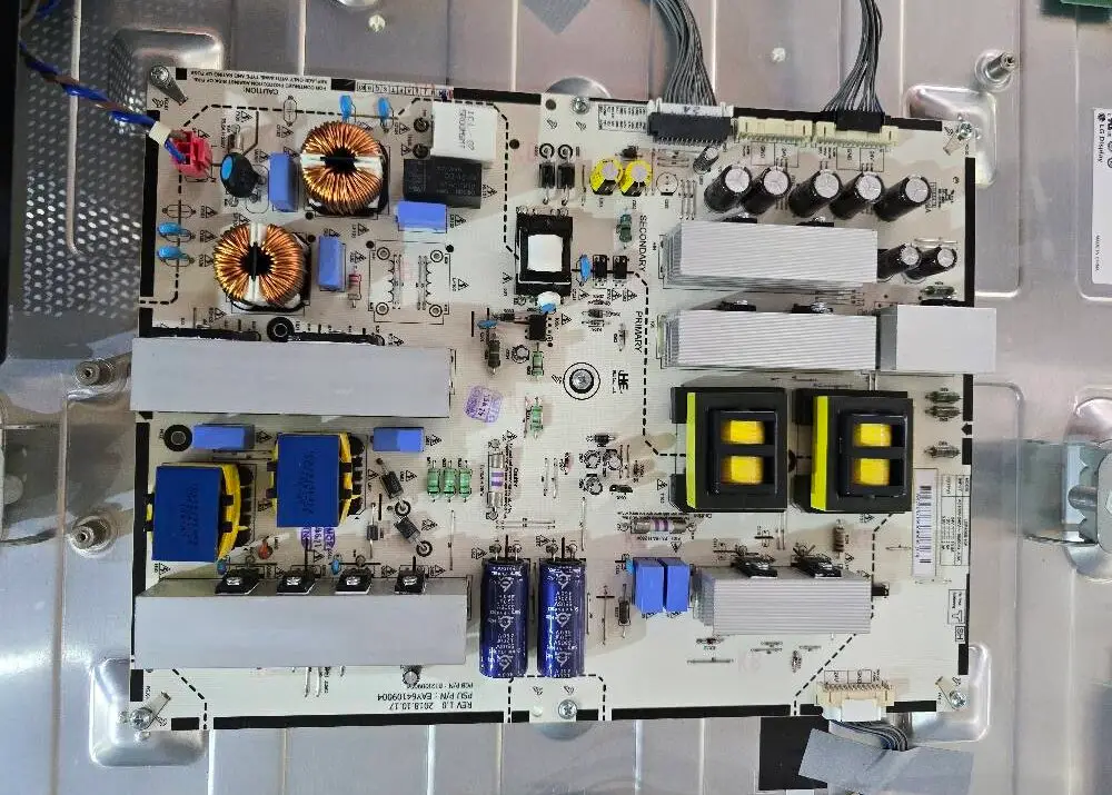 Thay Thế Bo Mạch Chính Hãng